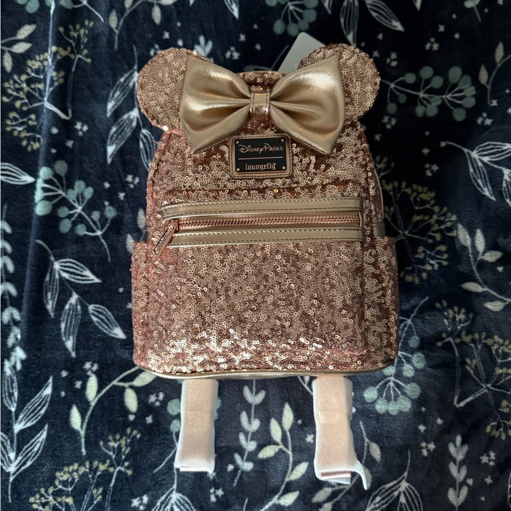 NWT. Disney Parks Loungefly Rose Gold Backpack